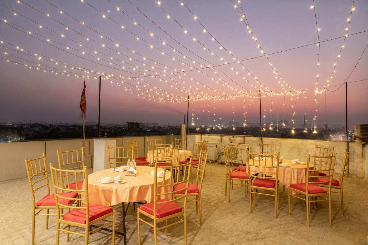 Hotel De Luxe Basai Road Gurgaon Exterior foto